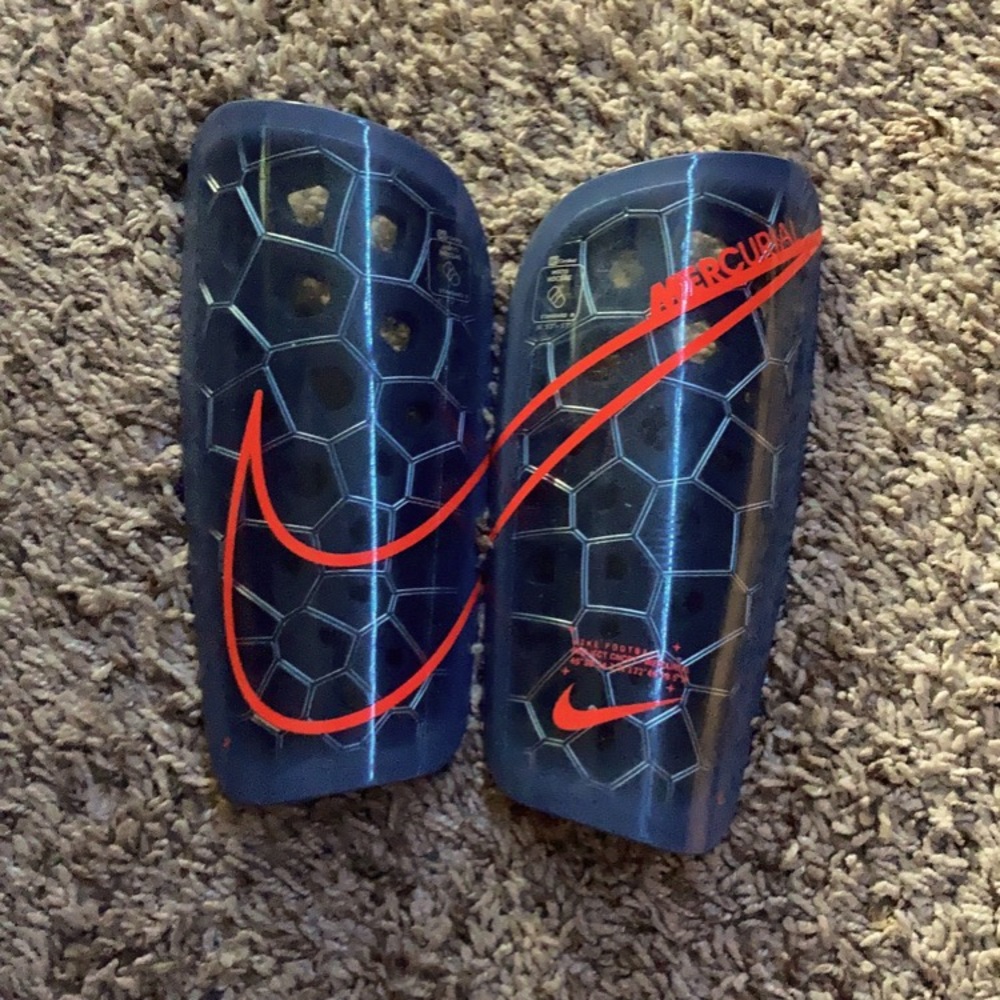nike soccer shin guards